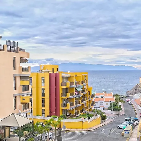 Olivia Sunset Bliss - Ac, Fibre Net, Large Pool, La Gomera And Ocean View Apartment *
